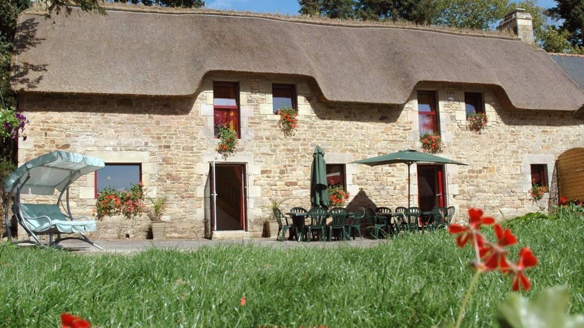 Baud House | THE CHAUMIERES de KERHOUIDEN - THE OVEN