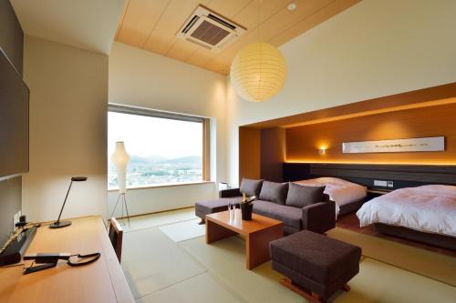 Kagawa Cho Kawahigashi-shimo Hotel | THE CHELSEA BREATH