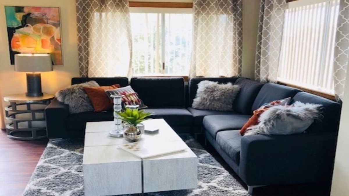 East Side Costa Mesa House | The Chic Retreat next to Newport Beach