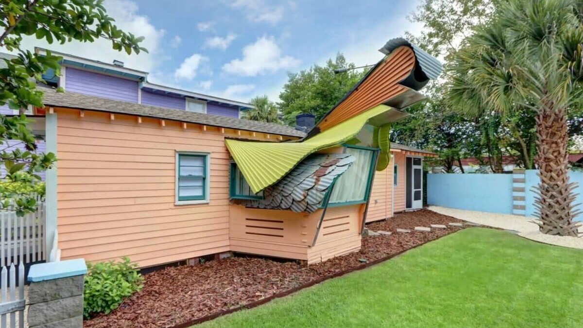 Cuyler - Brownsville House | The Chicken Shack, Funky | Eclectic | Dog-Friendly