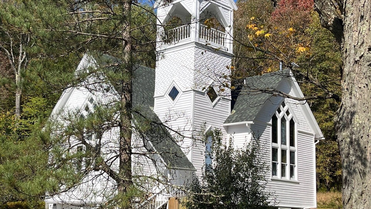 Long Eddy House | The Church