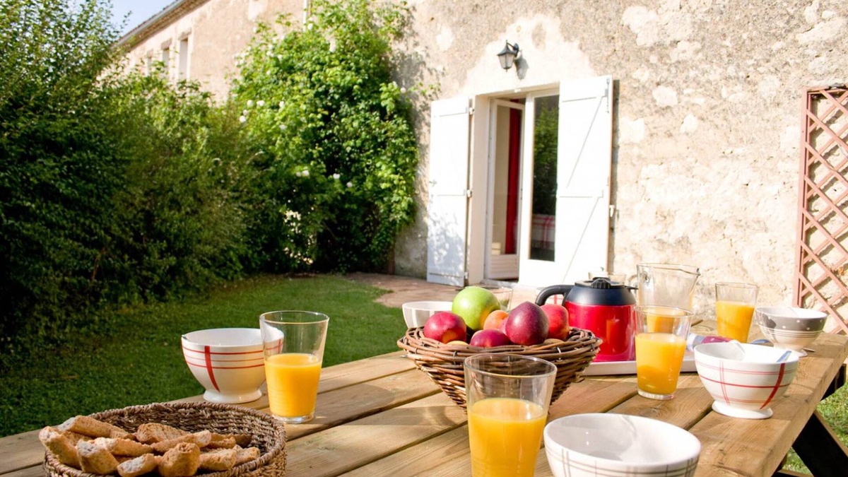 Condom Other | The Clairette de Gascogne, space and comfort