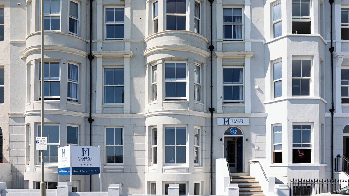 Scarborough Hotel | The Clarence Gardens Hotel, BW Signature Collection