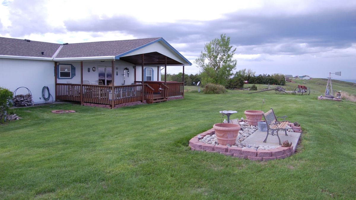 Brule House | "The Cliff House" at Lake Mac - Fabulous View with Lots of On-Site Activities