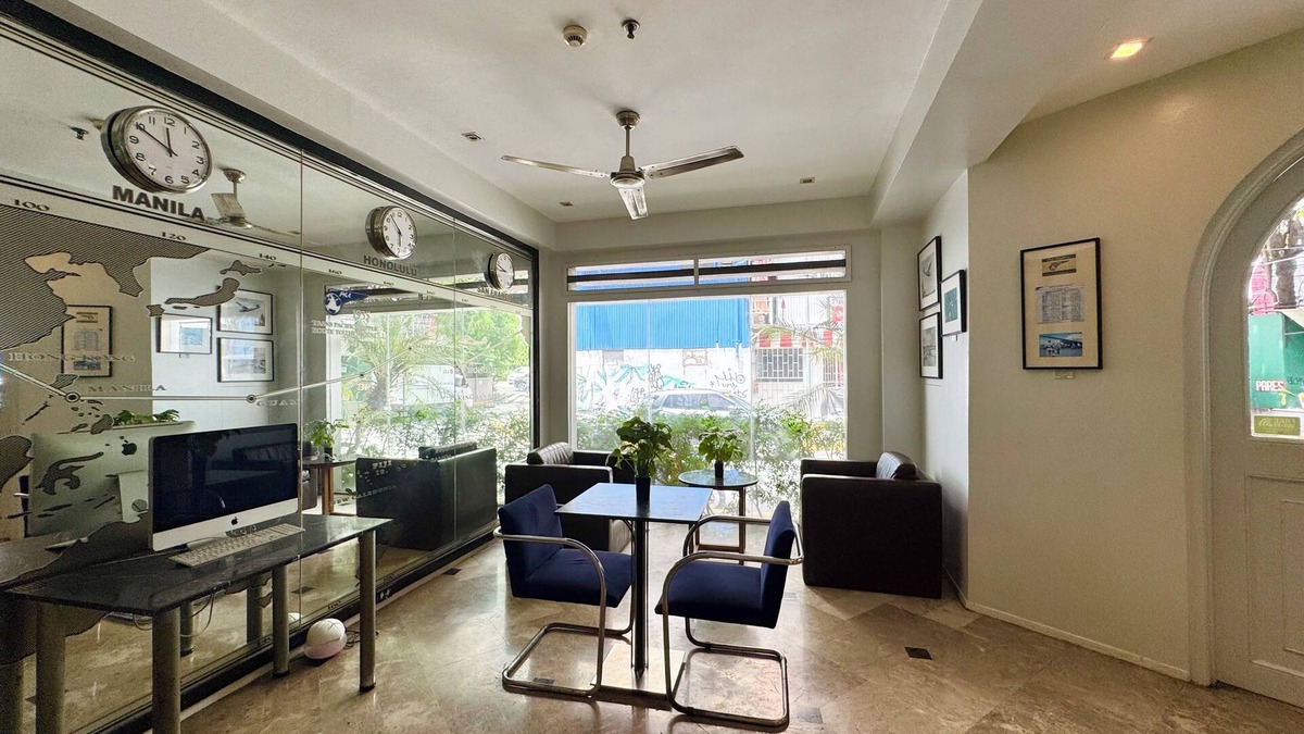 Makati House | The Clipper House