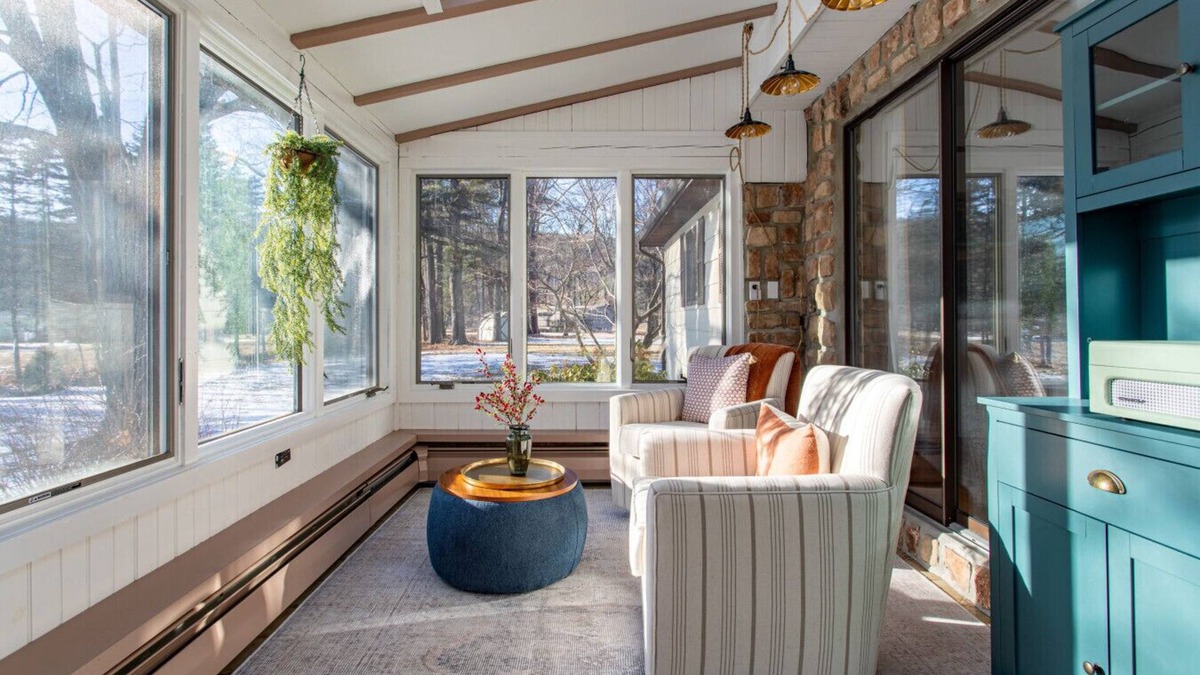 Narrowsburg Apartment | The Clock House