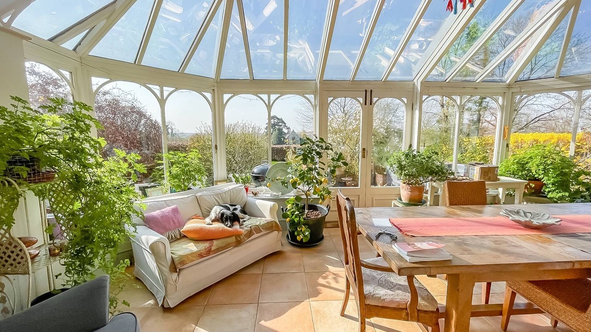 Lower Catesby Bed & Breakfast | The Clock Tower