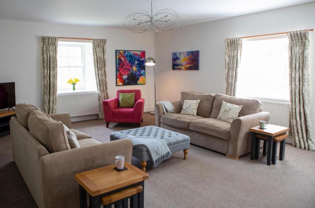 Selkirk Apartment | The Clock Tower