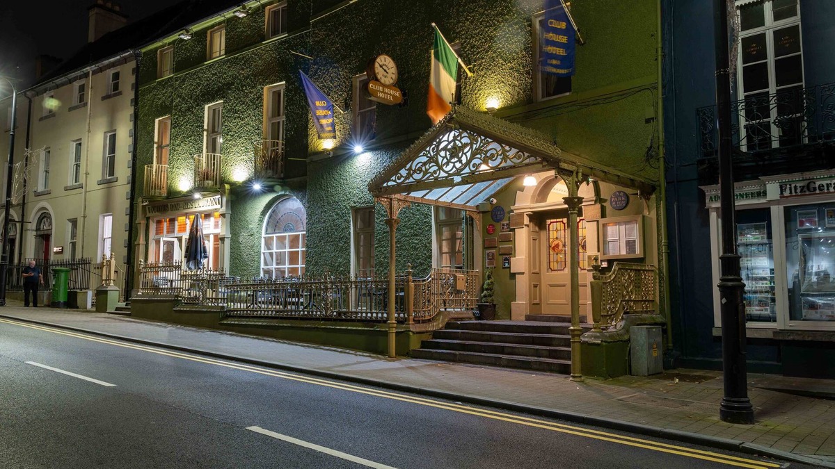 Kilkenny City Centre Hotel | The Club House Hotel