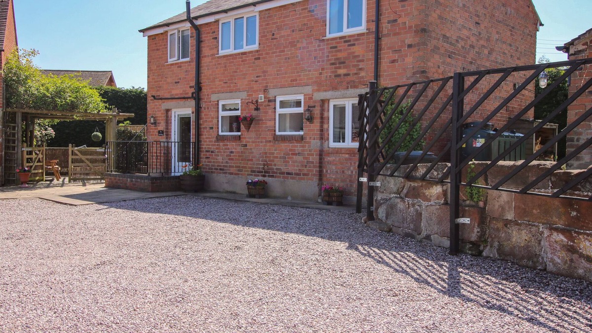 Burlton Cottage | THE COACH HOUSE AT THE GABLES, pet friendly, with a garden in Burlton