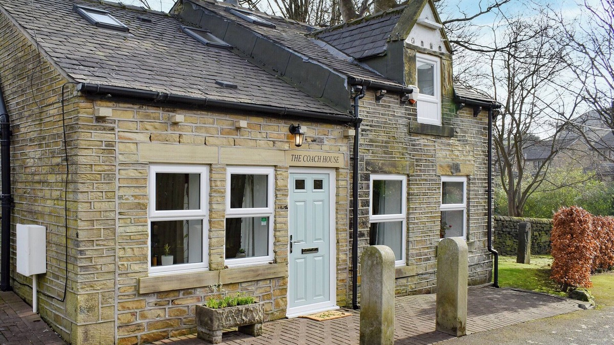 Halifax Cottage | The Coach House Halifax
