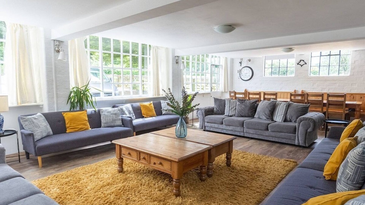 Crich Apartment | The Coach House Summa