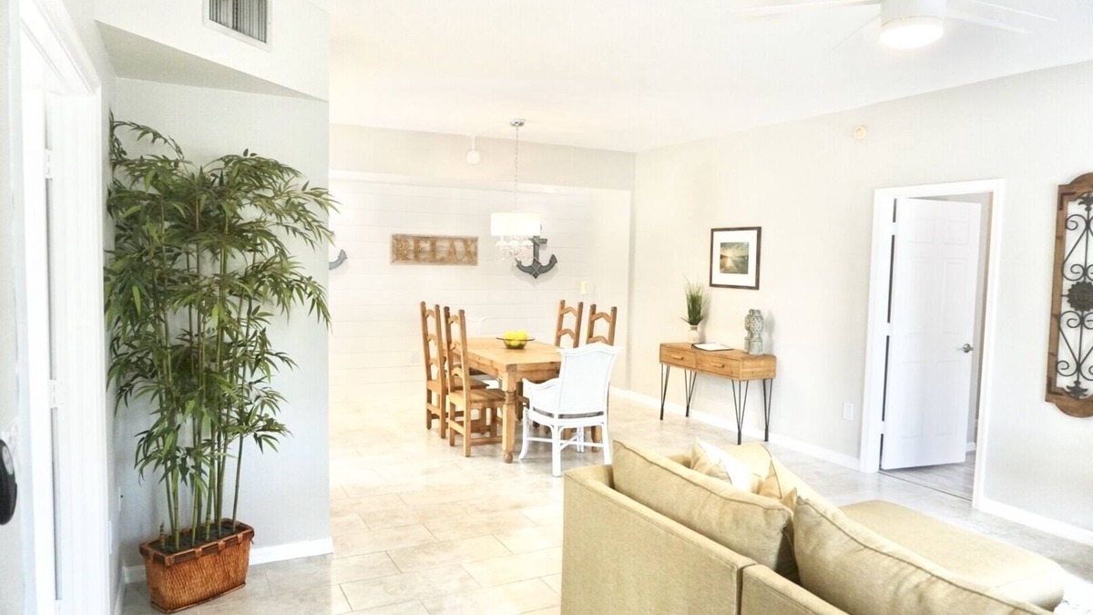 Bella Vista Condo | The Coastal Haven Walk To Beach! REMODELED