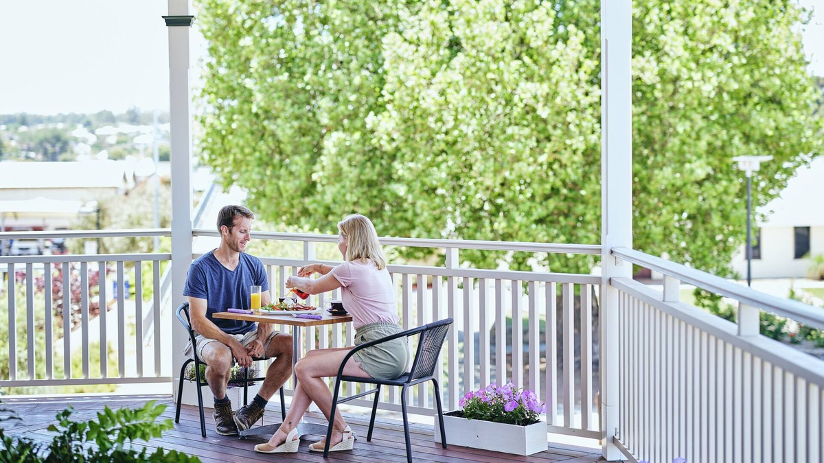 Collie Hotel | The Colliefields
