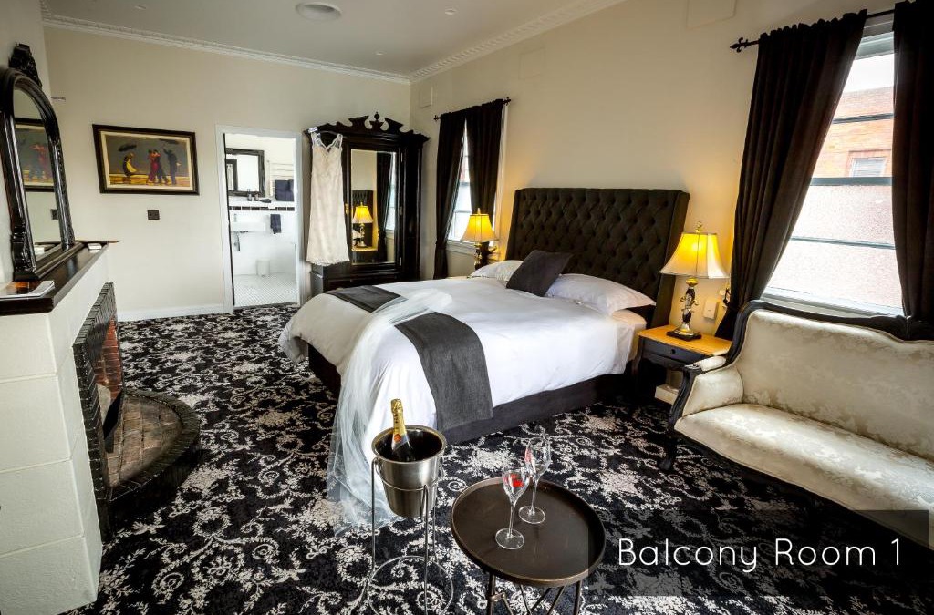 Tenterfield Hotel | The Commercial Boutique Hotel