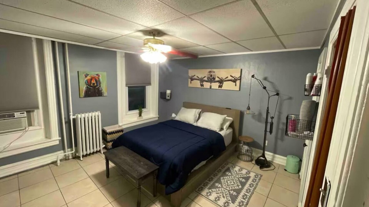 Allentown House | The convenient room #2 BOH