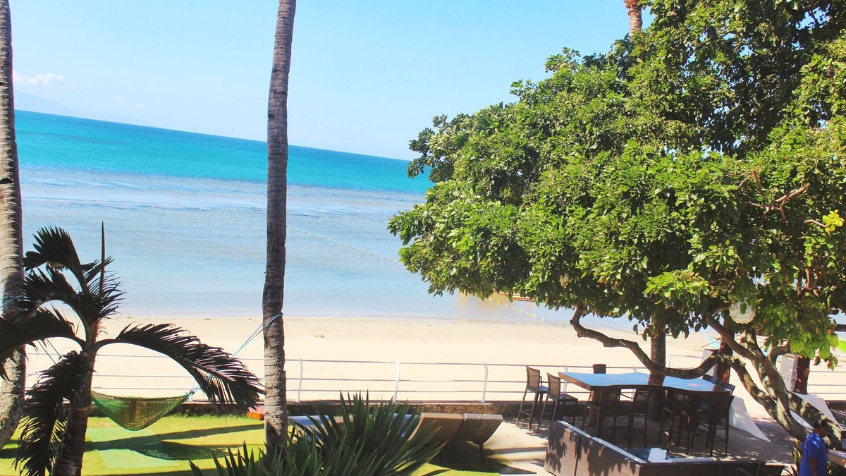 Lian Resort | The Coral Beach Club