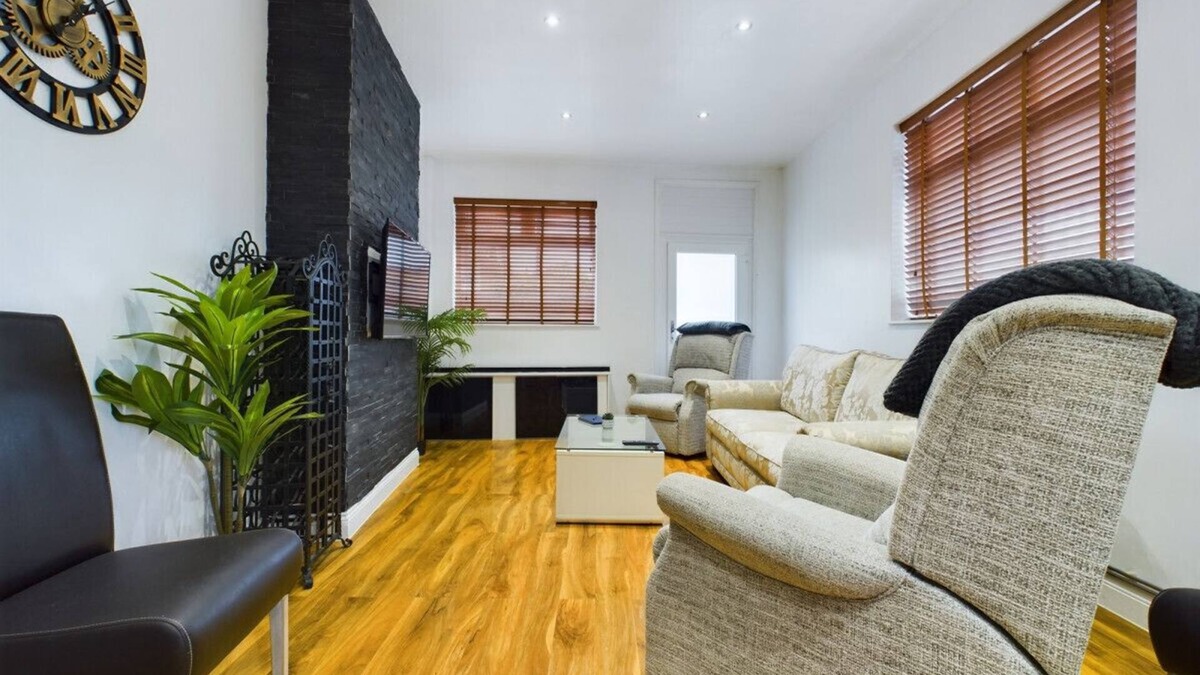 Chesterfield House | The Corner House, Chesterfield