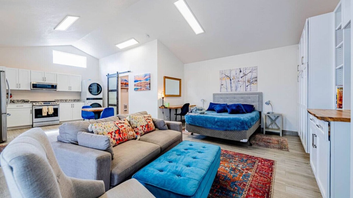 Corrales Apartment | The Corrales Casita - studio