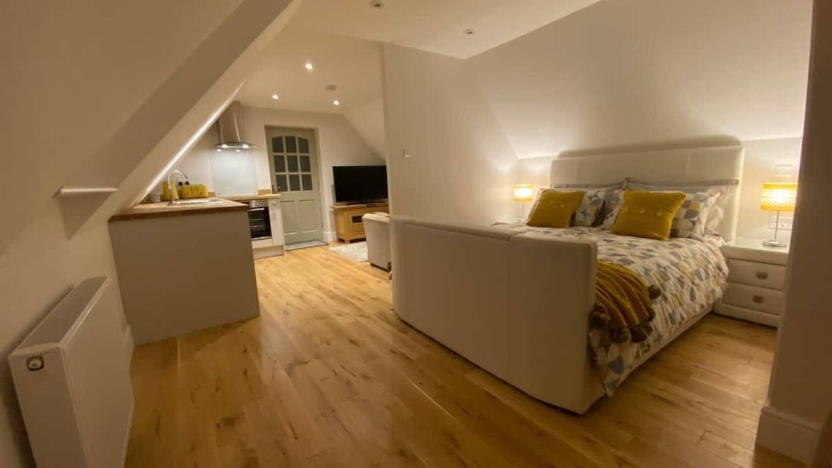 Stow-on-the-Wold Apartment | The Cotswold Stowaway, Perfect Luxurious Retreat!