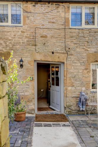Moreton-in-Marsh House | The Cotswolds Hidden Gem