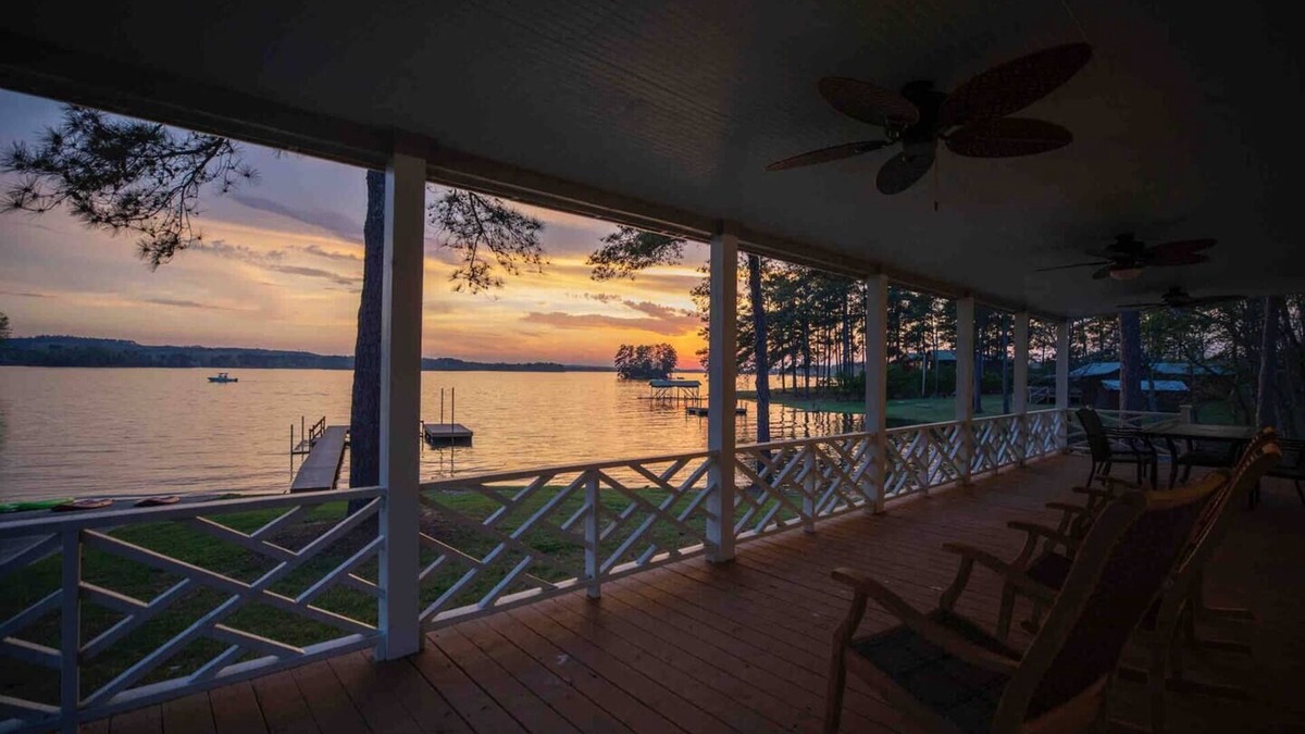 Camden House | The Cottage: 2-BR, Sunset Side of Lake Wateree Ramp + Priv Dock!