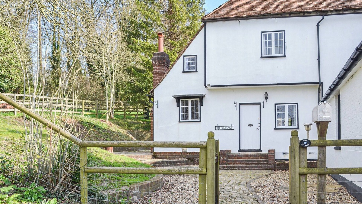 Detling Cottage | The Cottage at Harple Farm