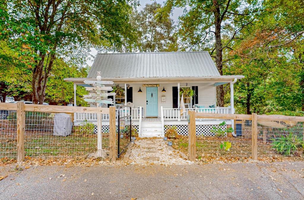 Landrum House | The Cottage at Overlook Farm