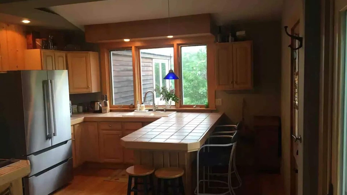 Orchard Park Cottage | The Cottage @ Chestnut Hill Guest House & Farm