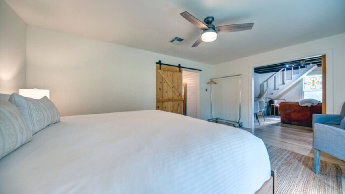 Warrenton House | The Cottage - Farmstead