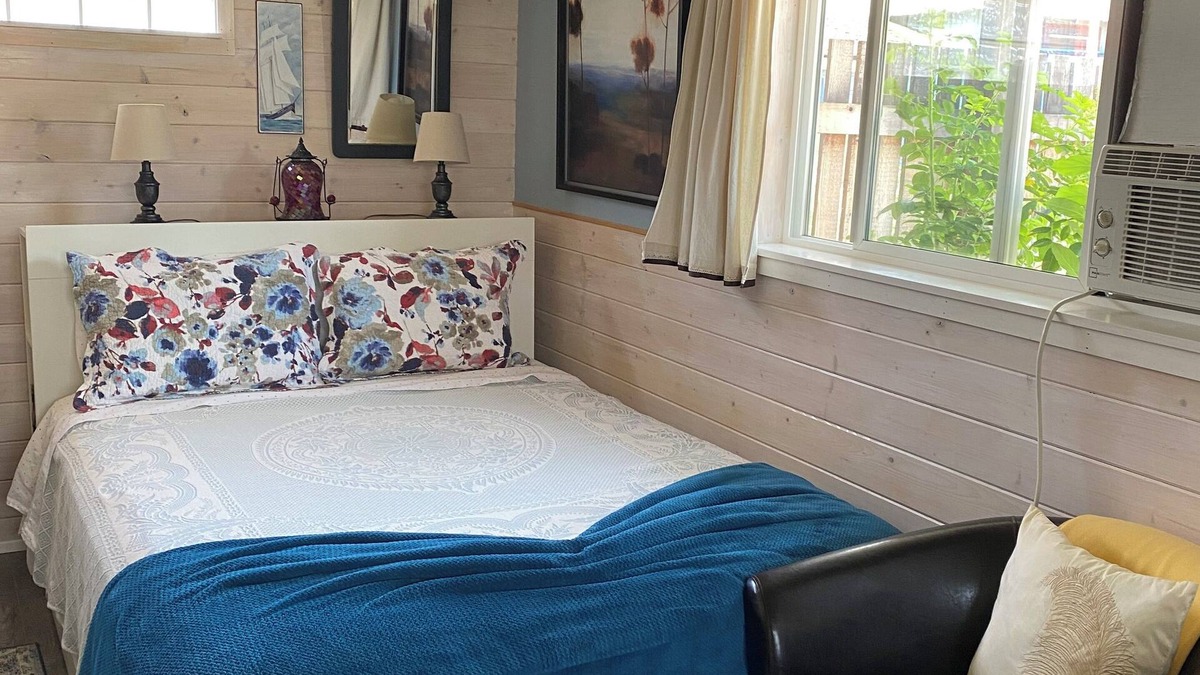 Kaslo Cottage | The Cottage is central but still a quiet delight. Lovely back yard! Perfect for2