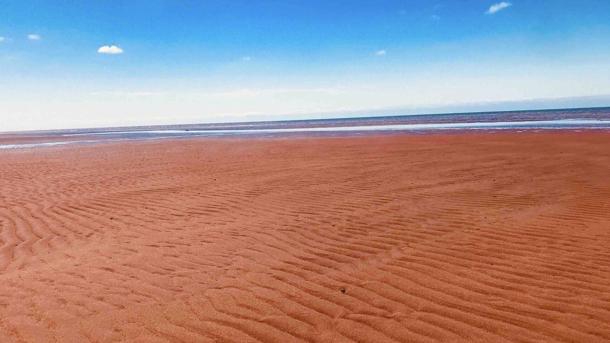 Chelton Cottage | The cottage is perfect for your PEI beach vacation, made for families, sleeps 6.