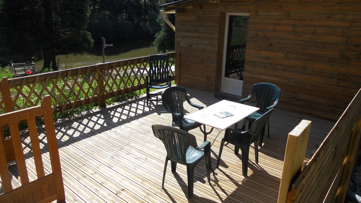 Lescure-Jaoul Cottage | The cottage lake, lescure-jaoul