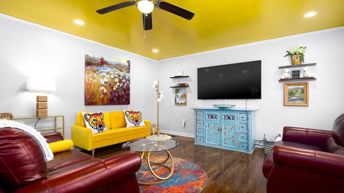 Fortson Apartment | The Cottage Near Columbus` Best Shopping & Dining!