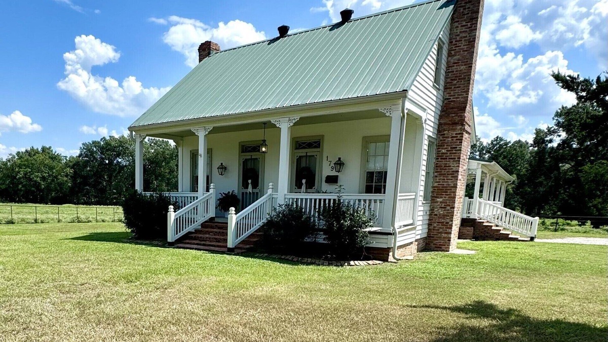 Marksville House | The Cottage on Cedar