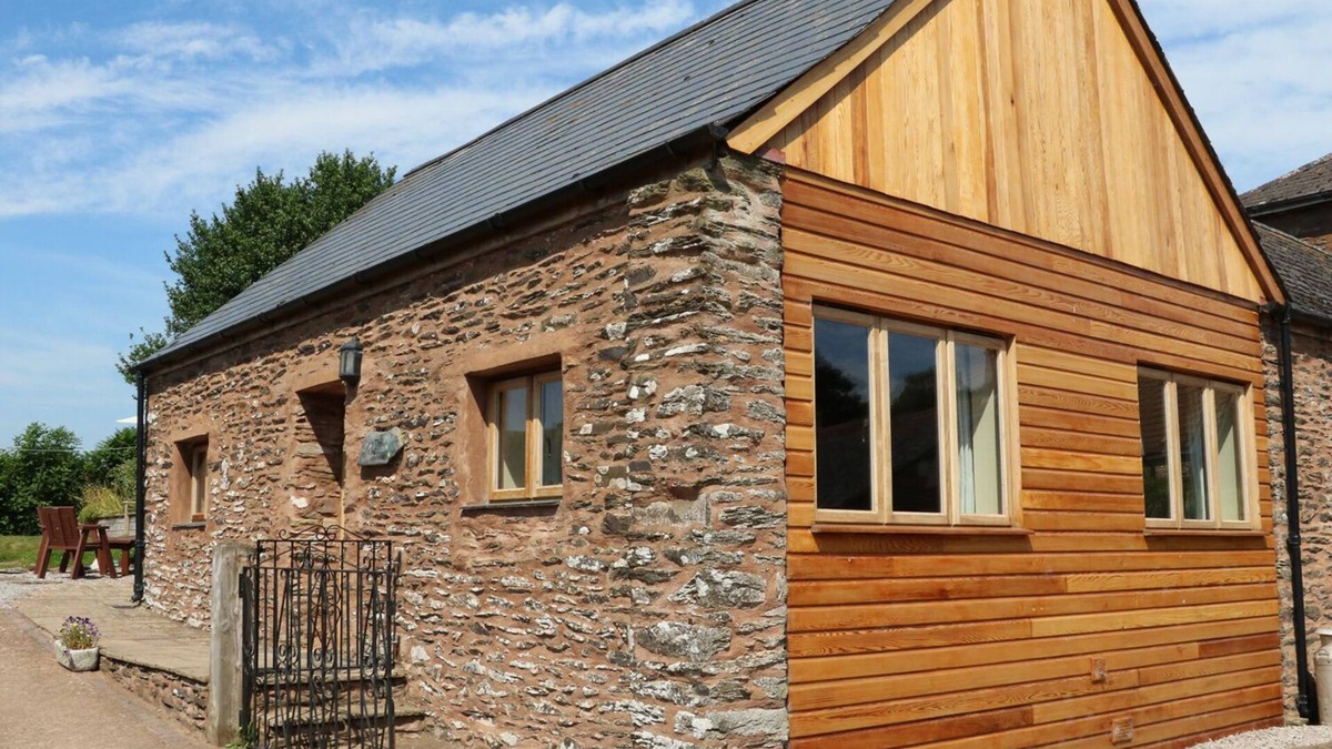 Watchet Cottage | THE COTTAGE, pet friendly, with open fire in Washford