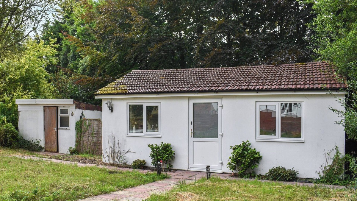 Chipstead Cottage | The Cottage - UK47807