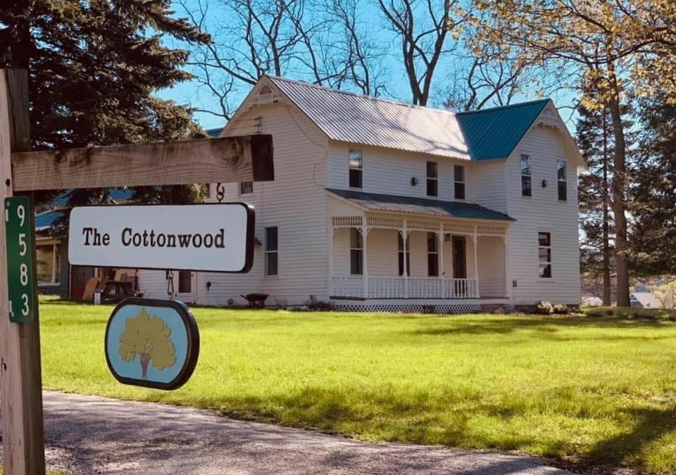 Empire Bed & Breakfast | The Cottonwood Inn B&B
