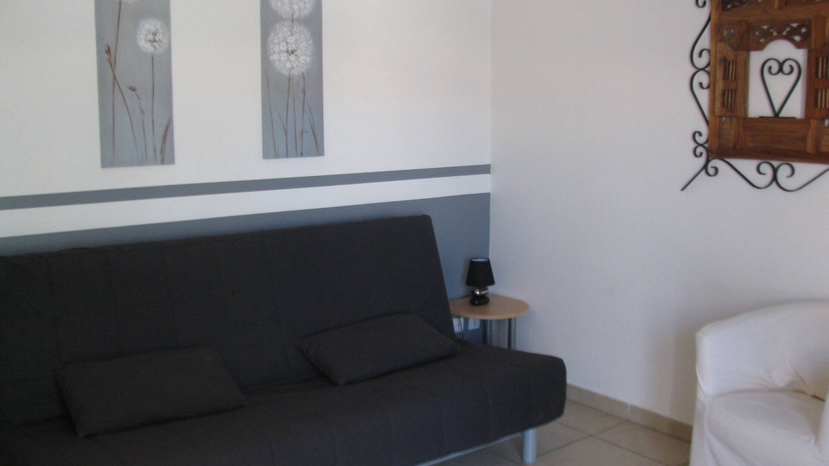 Grabels Apartment | The countryside at the gates of Montpellier - studio equipped for 2-3 people