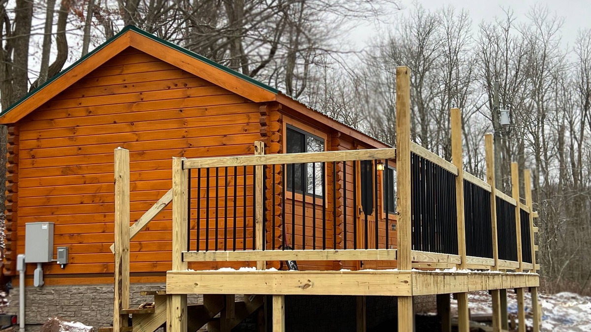 Mace Cabin | The Cozy Cabin: Mountain Escape at Snowshoe, WV - Brand New!