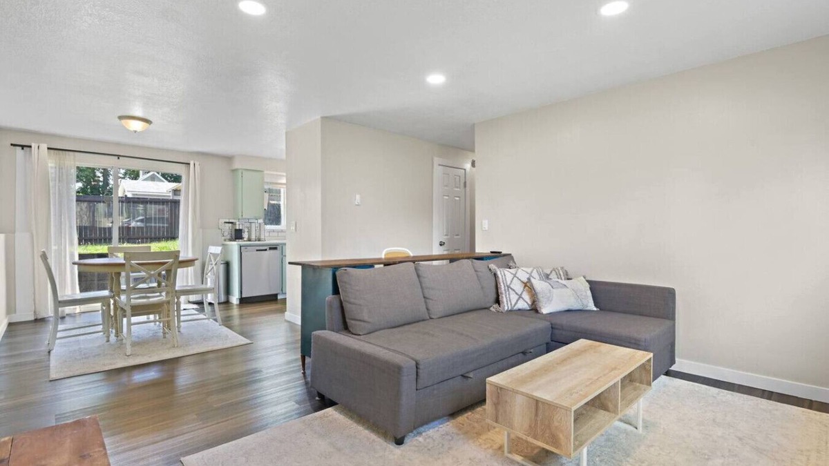 Nevada - Lidgerwood House | The Cozy City Dwelling