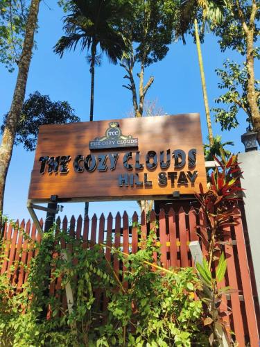 Kakabe House | The Cozy Clouds Hill Stay