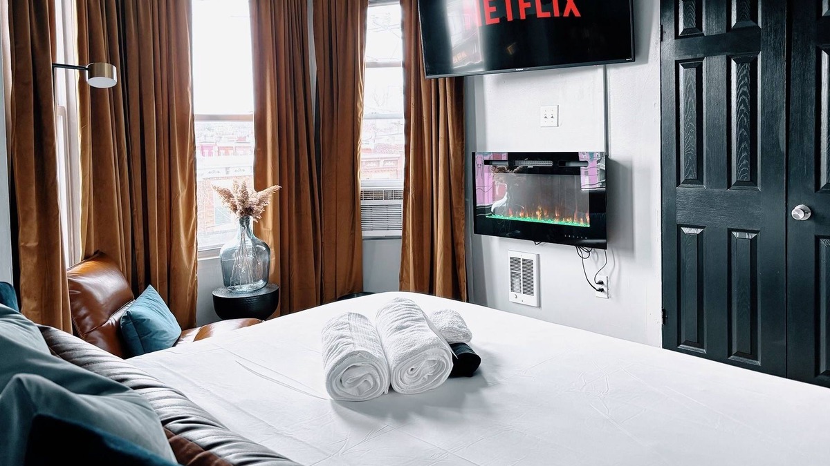 West Philadelphia Apartment | The Cozy Getaway Suite