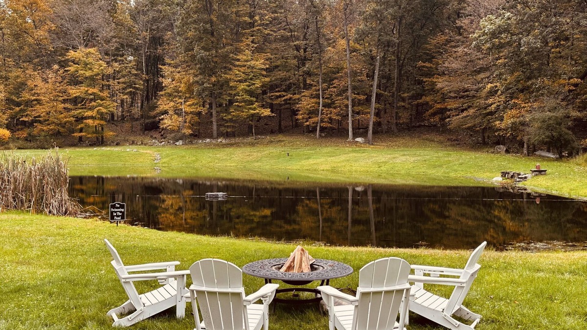 Goshen House | The Cozy Goshen Home, 5mins from LEGOLAND and near skiing!