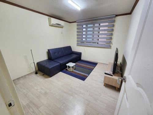 Yeonsu-gu House | The Cozy Incheon Retreat
