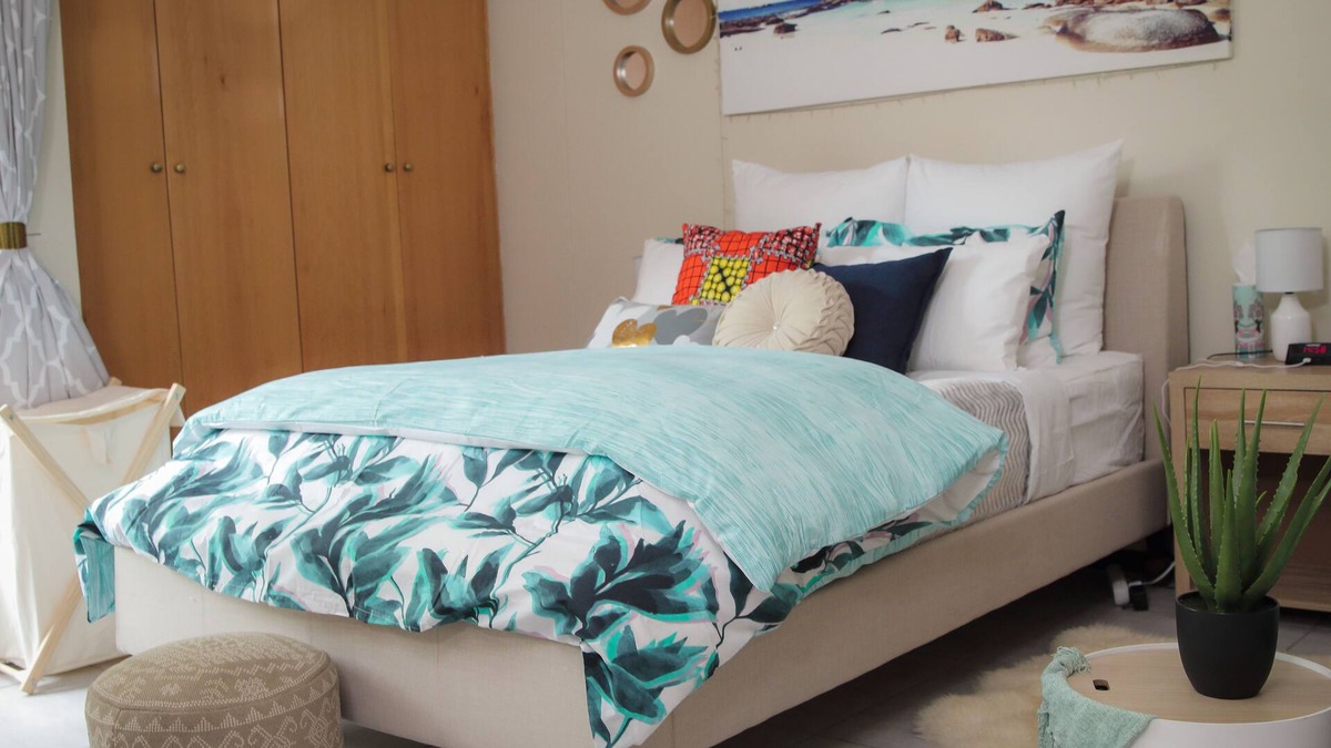 Arcadia Apartment | The Cozy Loft, Your Home Away From Home