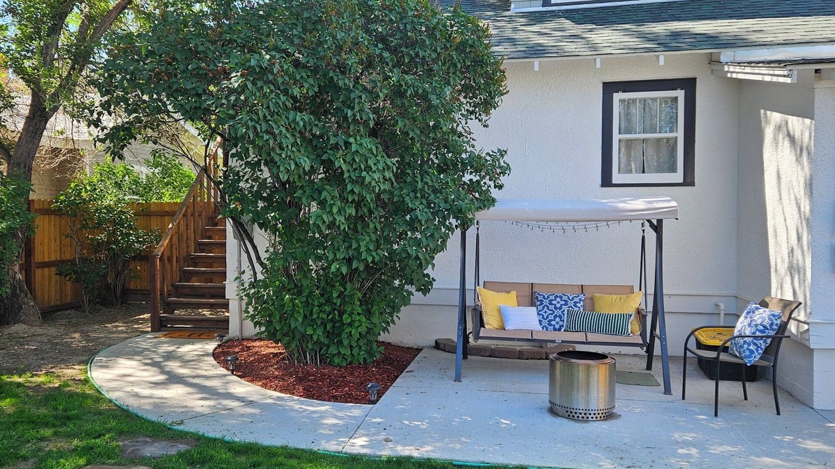 Worland Apartment | The Cozy Lookout