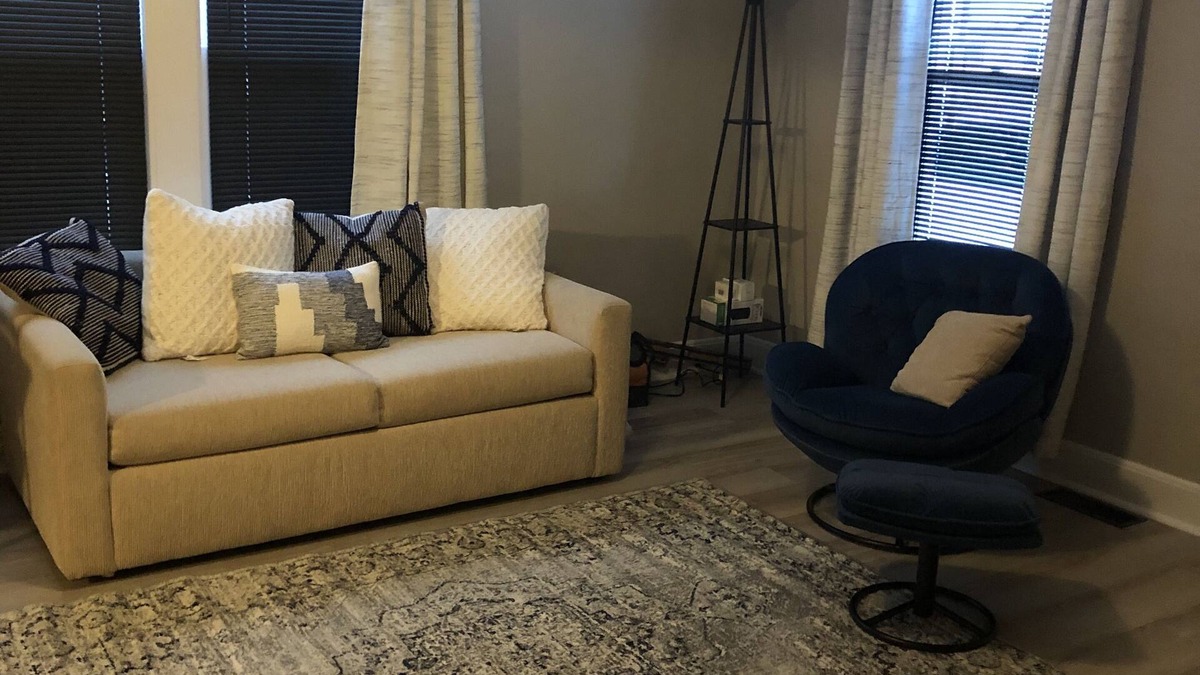 Quincy House | The Cozy Q - located directly across from Quincy University