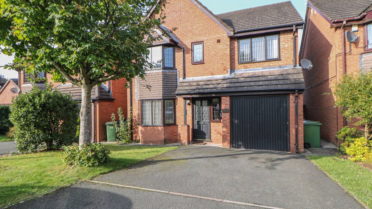 Forsbrook House | THE CROFT, NORTH STAFFORDSHIRE, pet friendly in Blythe Bridge