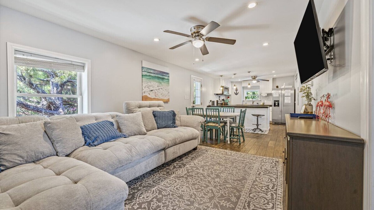 Morehead City Apartment | The Crystal Cove has Boat parking & pet friendly.